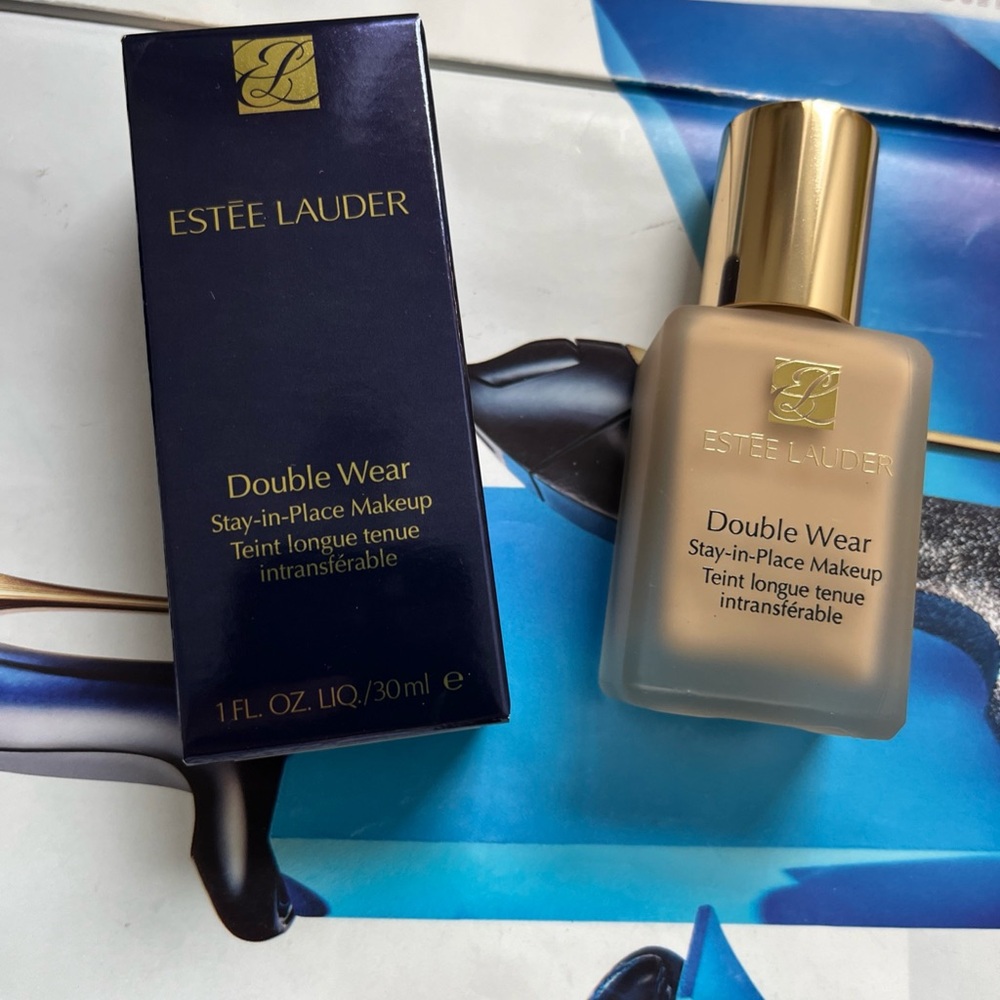 NEW! Estee Lauder Double Wear Foundation, 6C1 new fresh sealed